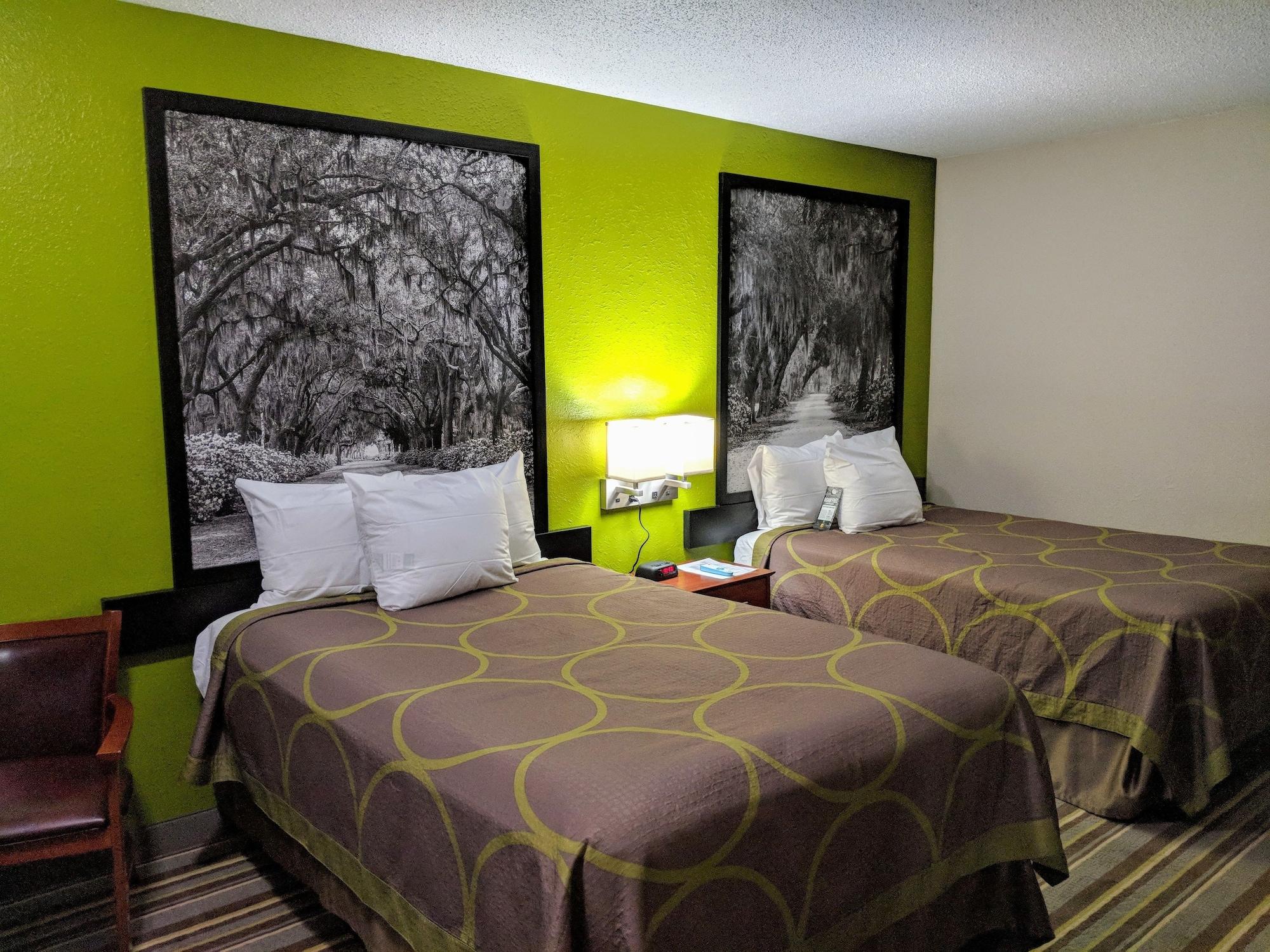 Super 8 By Wyndham Lake City Exterior foto